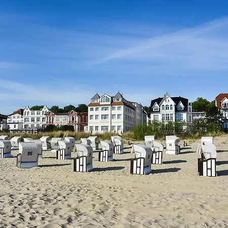Strandhotel Bansiner Hof 호텔 3*