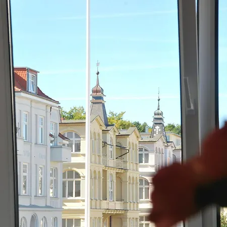 Strandhotel Bansiner Hof 호텔 3*